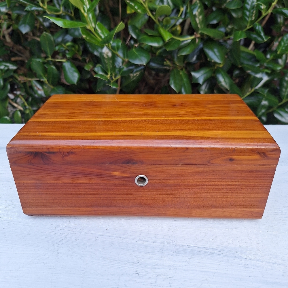 Vintage Cedar Chest Wood Box with Hinged Lid Trinket Jewelry Boxes Wooden